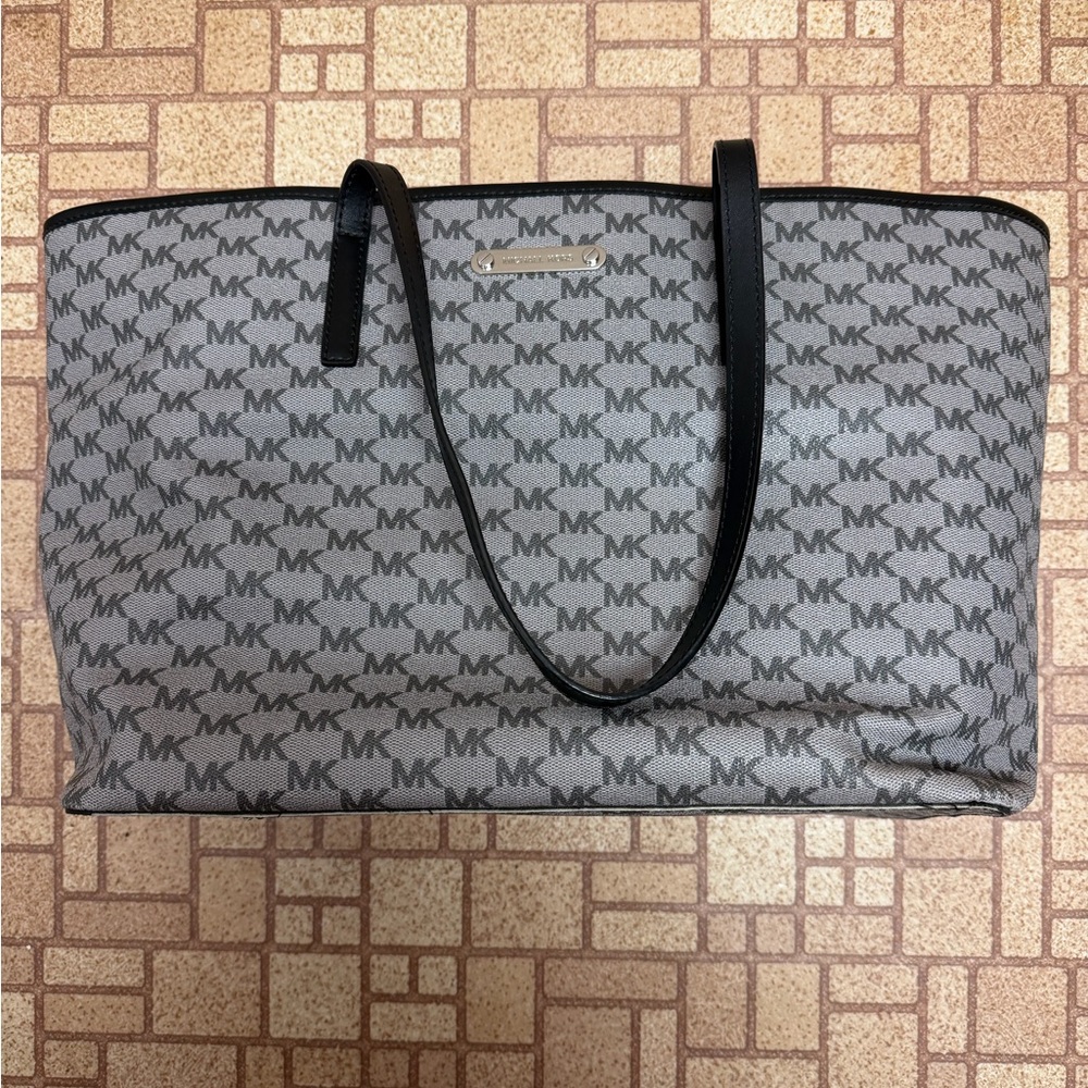 Michael Kors Tote bag